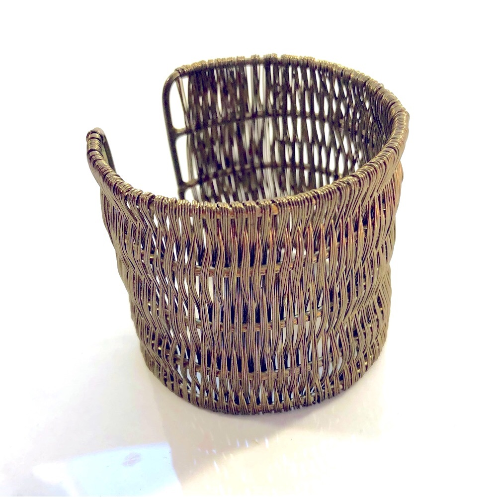 VTG MCM BRASS TONE BASKET WEAVE WOMENS CUFF BRACELET